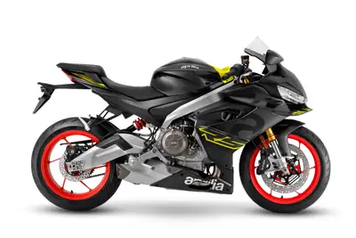 2027 Aprilia RS 660 $14,795 + $850 Freight + $400 PDI + HST + Licensing Colour: Venom Yellow 2-year...