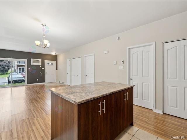 62 Rue de l'Emerald, #1 Gatineau (Aylmer), Quebec 5