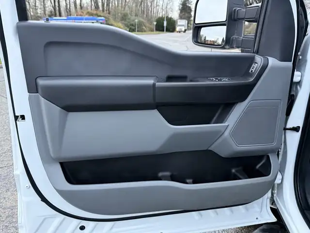 2023 Ford F-250 XL 4X4 Plow Truck with Sander in Heavy Trucks in Regina - Image 30