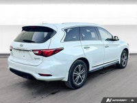 Experience refined comfort and confident all-wheel-drive performance with the *2018 INFINITI QX60 AW... (image 5)