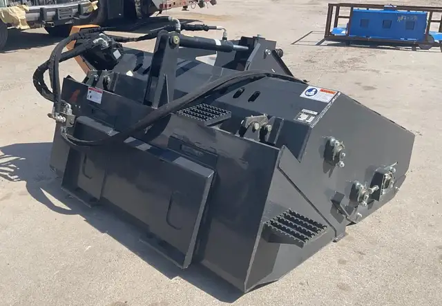 NEW 68 IN SKID STEER LANDSCAPE RAKE BUCKET LR1272W in Heavy Equipment Parts & Accessories in Regina - Image 5