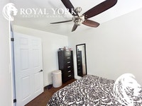 ** OPEN 24/7 - CALL: 437-561-9900 ** 2 Bedrooms, 1 Bathroom, Near Parks, Public Transportation, Bus... (image 4)