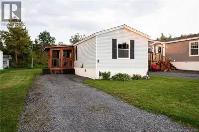 RENOVATED AND WELL MAINTAINED ONE LEVEL LIVING. Located in Latimore park, this wonderful 3 bedroom,...