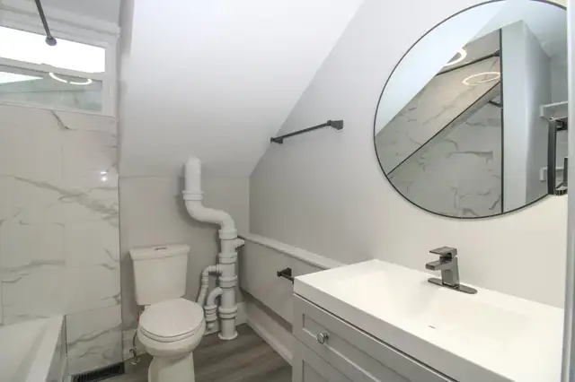 Unit A - 468 Bolivar Street, Peterborough - All Utilities & Park in Long Term Rentals in Peterborough - Image 14