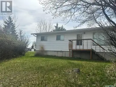 Welcome to 113 Prince St in the town of Hudson Bay, Sk. Home has 3 bedrooms and 2 bathrooms. Outside...