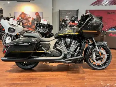 WHAT A COLOUR... WHAT A BIKE!!! 2026 Indian Motorcycle® Challenger® Dark Horse® 112 w/PowerBand Audi...