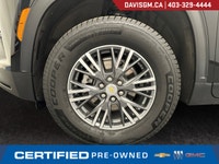 The 2026 Chevrolet Traverse LT AWD brings together bold SUV styling, three-row versatility, confiden... (image 8)