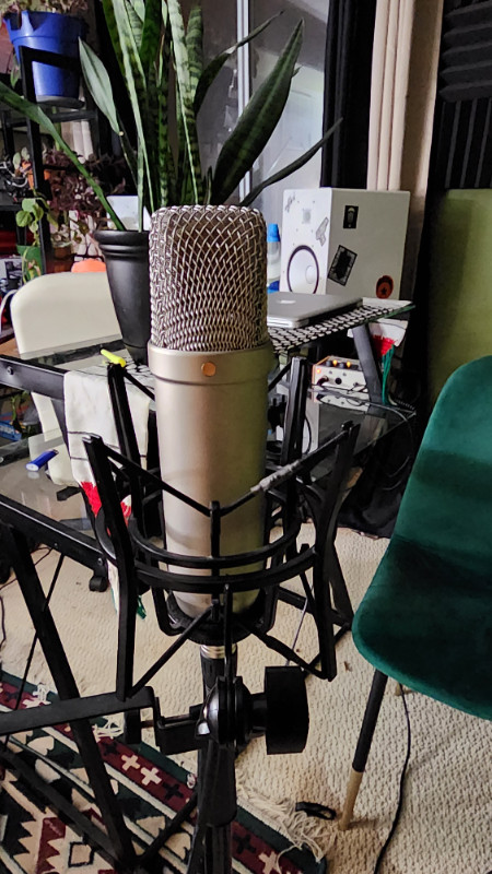 RODE NT1A MICROPHONE in Pro Audio & Recording Equipment in Edmonton