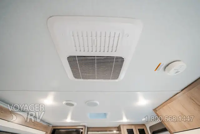 2023 Grand Design Imagine XLS 23BHE in Travel Trailers & Campers in Kelowna - Image 35