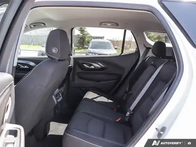 2022 GMC Terrain SLE | Carplay | Heated Seats | Keyless, View more