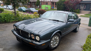 2002 Jaguar XJ8