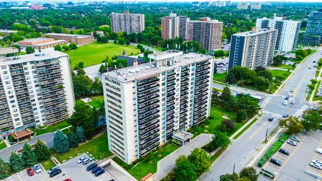 1 Bedroom Apartment for Rent - 30 Esterbrooke Avenue in Long Term Rentals in City of Toronto - Image 4