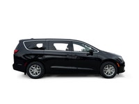 This 2026 CHRYSLER VOYAGER LX has the following options Caprice Leatherette Bucket Seats, Remote Sta... (image 5)