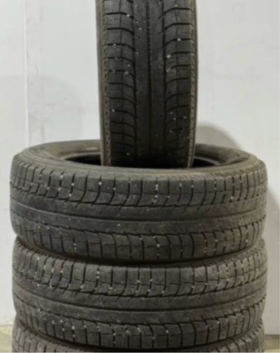 Michelin x-ice 235/65R17 snow tires with 8/32 or 80% tread $1100 new fits: Honda crv cr-v odyssey hy...