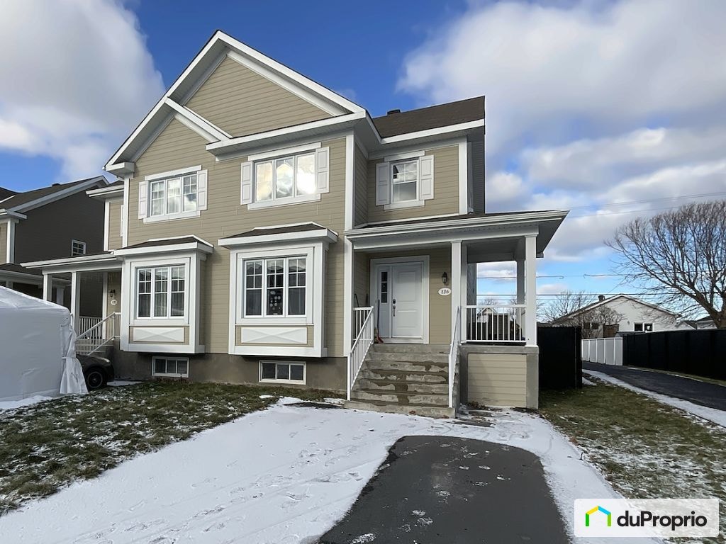 $600,000 - 2 Storey for sale in St-Philippe — photo 1