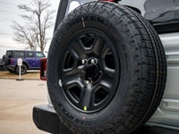 Welcome to 400 Chrysler Dodge Jeep Ram. 2.0L I-4 turbo engine for powerful performance | 4x4 drive i... (image 9)