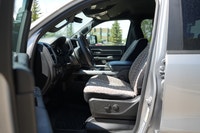--DRIVE THE DREAM THIS SUMMER AT ADRENALIN MOTORS! NOW LOCATED IN GASOLINE ALLEY, RED DEER!-- ONE OW... (image 6)