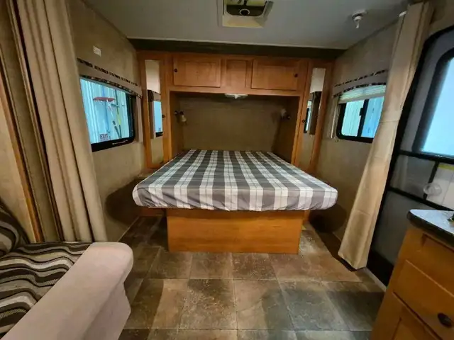 2014 Cruiser RV Shadow Cruiser 195RBS in Travel Trailers & Campers in Thetford Mines - Image 18
