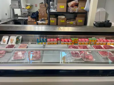 Established restaurant and grocery store business for sale Specializes in halal food and meats Opera...