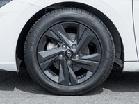 Come see this 2022 Hyundai Elantra Preferred before someone takes it home! *Get Your Money's Worth f... (image 3)