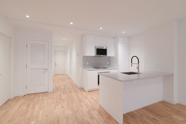 3710 Chemin Queen Mary — photo 3