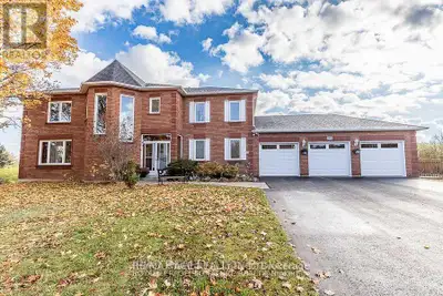 Welcome home to a bright, well-designed walkout basement apartment in one of Orangeville/Mono's most...