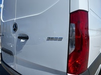 Certified Rear-View Camera Push Start Heated Seats Bluetooth Power Windows Lane Assist Air Condition... (image 4)