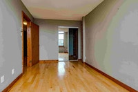 Live Close to Campus at 265 Ontario Street! Looking for affordable, comfortable housing near Queen's... (image 4)
