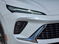 Turbocharged 2.0L I4 engine - All-wheel drive for Canadian conditions - Panoramic sunroof for a luxu... (image 7)