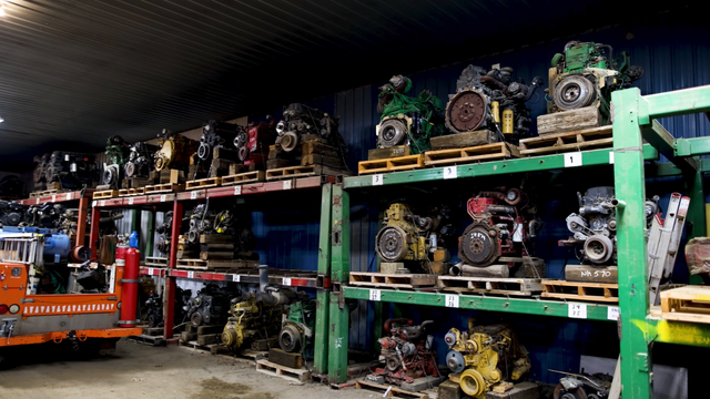 PARTS SALES PERSON (CUSTOMER SERVICE/SALES) in Sales & Retail Sales in Saskatoon - Image 5