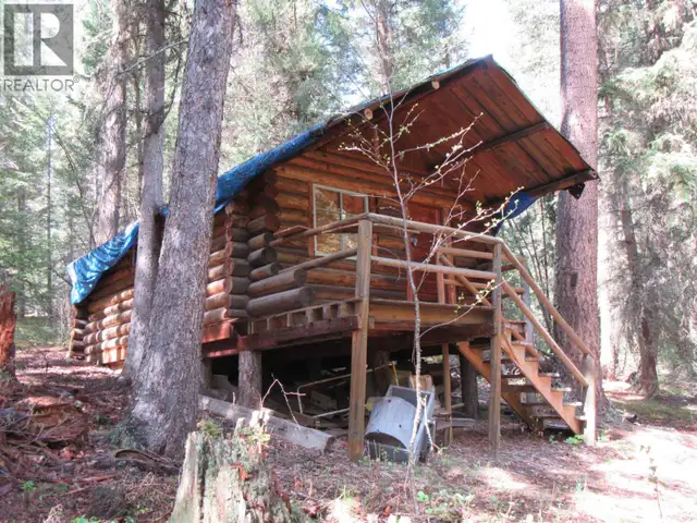 7681 BURGESS ROAD Deka Lake / Sulphurous / Hathaway Lakes, Briti in Houses for Sale in 100 Mile House - Image 3