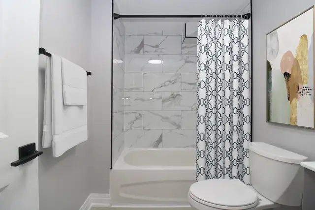 41 Beechwood Drive, Peterborough (Unit A) - All Utilities & Gara in Long Term Rentals in City of Toronto - Image 12