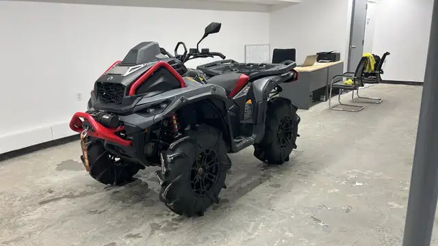 2025 CAN-AM OUTLANDER 1000 XMR-BLACK! in ATVs in Sudbury - Image 3