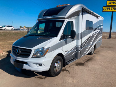 2017 Mercedes Diesel Winnebago View 24J