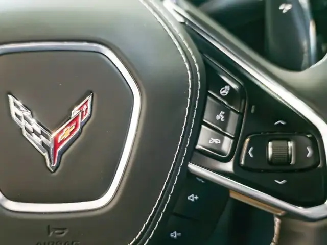 2025 Chevrolet Corvette 2LT in Cars & Trucks in Edmonton - Image 19