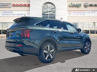 AWD | 7 Seater | Heated Seats | Heated Wheel | Cruise Control | Cloth Seats | Back Up Camera | The *... (image 5)