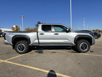 TOW HITCH, HD RADIO, PREMIUM SOUND SYSTEM, ADAPTIVE CRUISE CONTROL, HEATED MIRRORS Make your mark wi... (image 8)