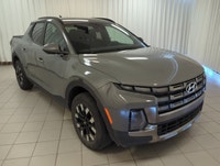 Built for drivers who want pickup utility without giving up everyday comfort, this used 2025 Hyundai... (image 1)