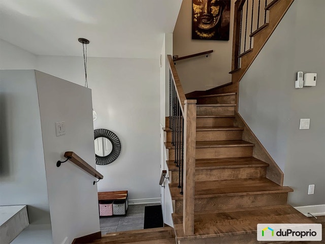 $659,000 - Townhouse for sale in Longueuil (St-Hubert) — photo 3
