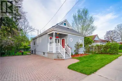 Welcome to this Charming, 3+1 bedroom, 1 bathroom, All stucco bungalow in the highly sought after Ce...