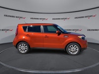 Auto On/Off Reflector Halogen Daytime Running Headlamps,Tires: P215/55R17 LRR -inc: tire mobility ki... (image 8)