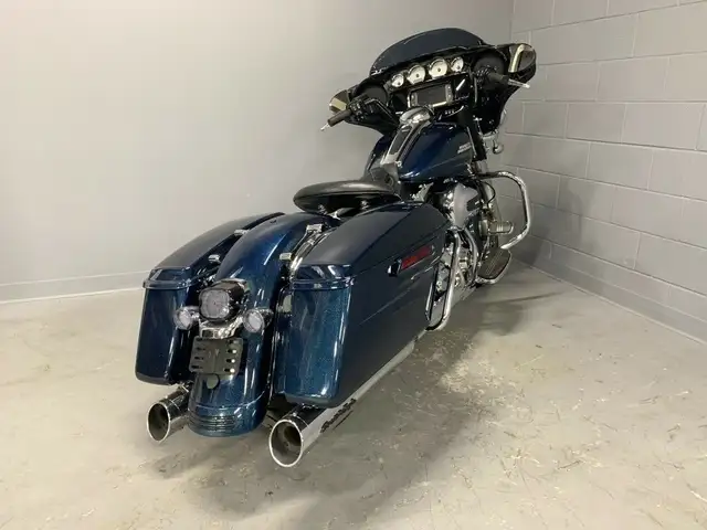 2016 Harley-Davidson Street Glide Special in Street, Cruisers & Choppers in Oshawa / Durham Region - Image 7