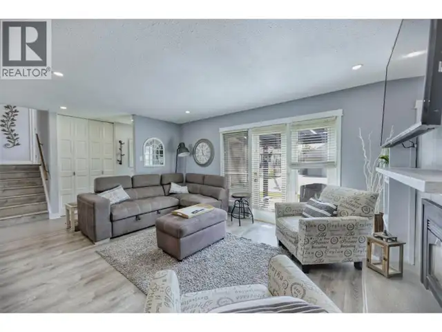 52 HARBOUR KEY Drive Osoyoos, British Columbia in Houses for Sale in Penticton - Image 8