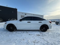 See Dealer Website for Details. Engine: Gas/Electric I-4 2.0 L/122 Other Equipment Security System,... (image 7)