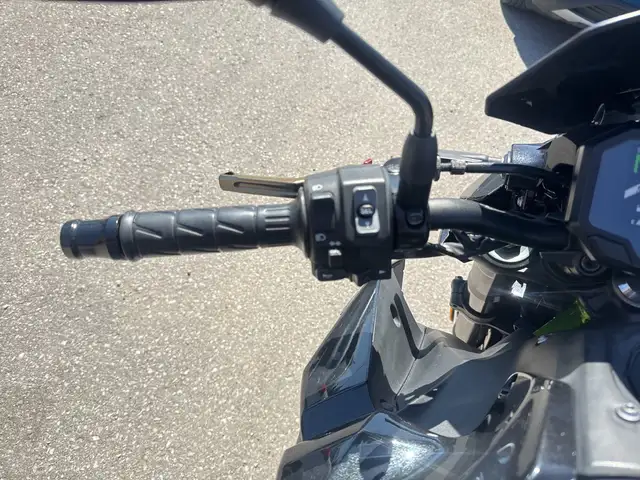 2020 Kawasaki Z900 ~ KAWASAKI Z900 ~ ABS ~ LOW KMS ~ NAKED SPORT in Street, Cruisers & Choppers in City of Toronto - Image 24
