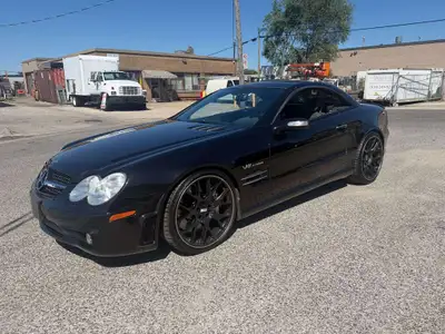All vehicles come with a full vehicle History Report, ask to see it! 2005 Mercedes-Benz SL Retractab...