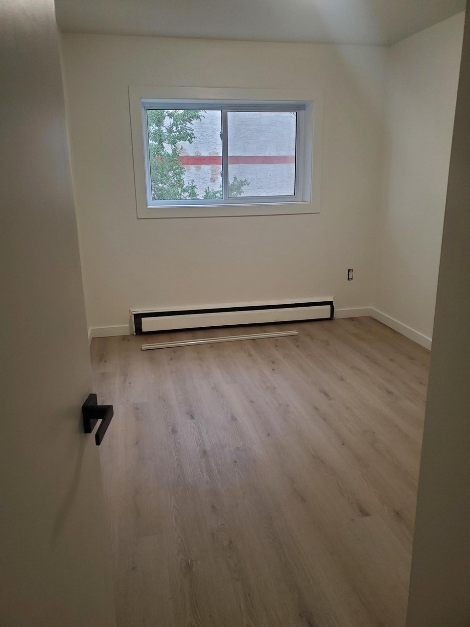 Last 2 bedroom 4