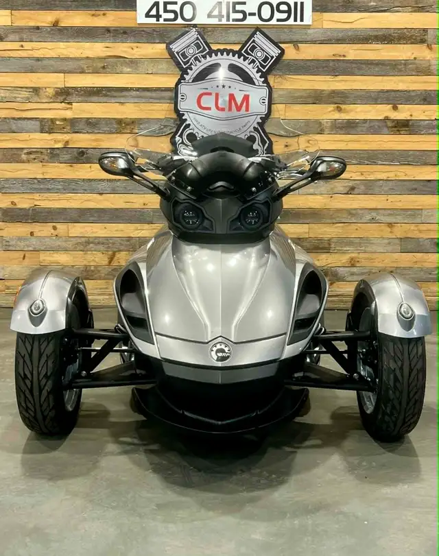 2013 BRP CAN-AM SPYDER RS SM-5 (MANUAL) + ONLY 30622 KM + WINDSH in Other in Ottawa - Image 3