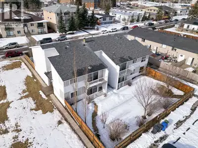 Bright top-floor one-bedroom condo located in the heart of Bowness, one of Calgary’s most vibrant an...