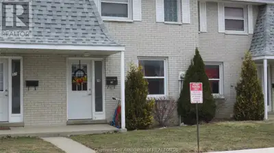 All Brick 2 storey with full basement located in cul de sac at Orchard Place. One block from Keil Dr...